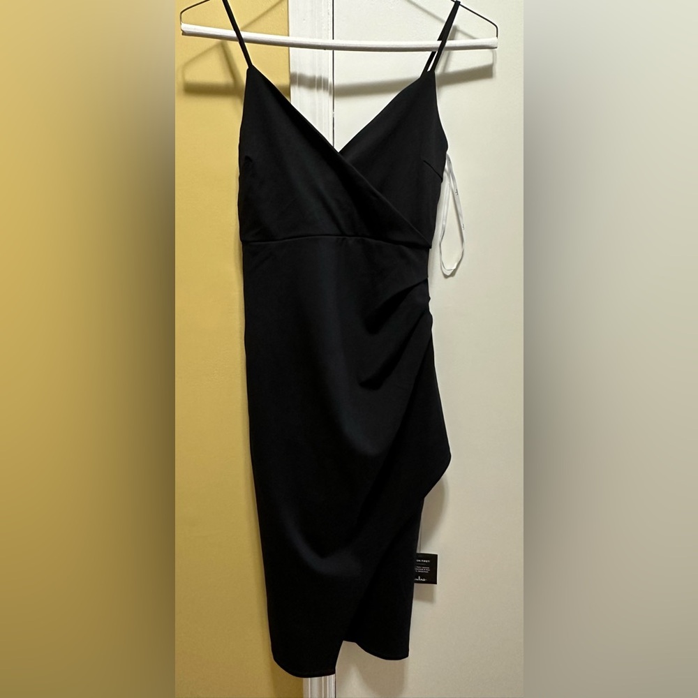 Lulu's NWT ALL THIS APPEAL Black Tulip Skirt Asymmetrical MIDI Dress (S)